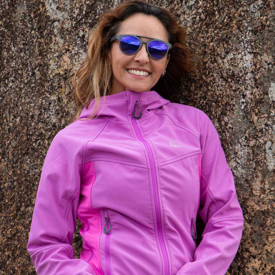 JAQUETA SOFTSHELL ASPEN COM CAPUZ FEMININO